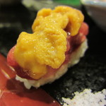 宝寿司分店 - とろの上にうに・・・★