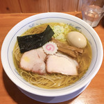 きく屋 - 淡口ラーメン煮玉子入り ¥800