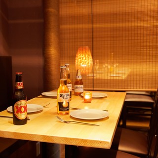 ラテン風のカラフルな空間！忘年会・新年会や女子会にも最適◎