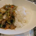 コンディメントカフェ - ザーサイ入り野菜の中華飯