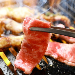 아낌없는 노력 아래 정말 맛있는 고기를 전달합니다!