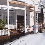 南々西の風 - 暖かそうな入口付近