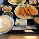 磯料理マルゴ - 黄金アジフライ