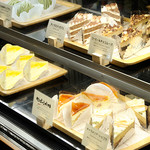 アルバータ ファミリア