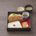 とんかつ まい泉 - 