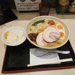 つじ田 味噌の章 東京駅店 - 
