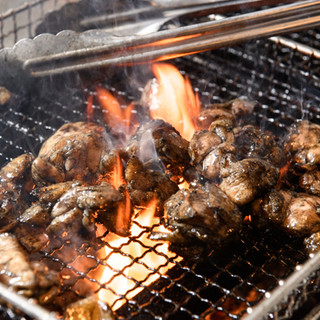 銘柄鶏“霧島鶏”使用◎炭火焼きや鶏すき鍋などでご堪能ください