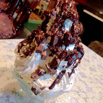 Non Non - チョコレートの王様パフェ(デラックスバニラ¥1280)