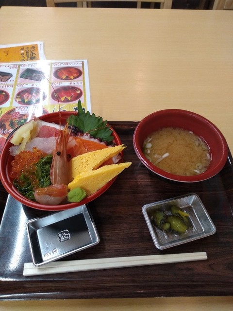 丼専門店 海たろう - 志津川（海鮮丼）の写真