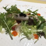 ビストロ・ド・ヨシモト - 【オードブル】スモーク鰆のルーレ、ホッキ貝のサラダ、ジャガイモとパプリカのソース