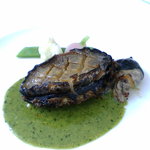 レストラン虫狩 - これが『死ぬまでに食べたい』アワビ。ワタ観が変わるほどワタが美味。