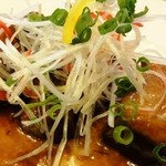 中国麺飯 勇 - 煮豚を使った酢豚。