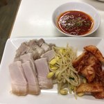 たつ屋 - 2019年9月28日　むし豚（キムチ付き）550円