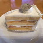 スイーツガーデン ユウジアジキ - 白桃のショートケーキ