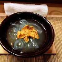 すし処 みや古分店 - くずきりにスッポンの出汁にお酢、由良のウニ