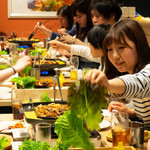 手巻き焼肉 金の牛 三宮本店