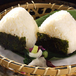 Onigiri (miso, kelp, salmon)