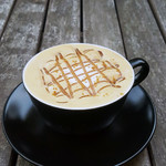 Embassy Cafe & Dining - マロン・デ・カプチーノ
ナッツのアロマ香るエスプレッソにローストチェスナットシロップ、マロンクリームを加え、旬の栗が堪能できる一杯に。