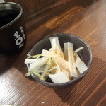 肉焼定食弁当専門店 - サービスの野菜サラダ