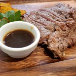 T.N.MEAT WORKS PREMIUM BEEF&WINE - 