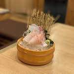 Mekiki No Ginji Kanayama Kitaguchi Ekimaeten - 漁港直送鮮魚の刺身