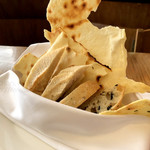 DiVino Wine Bar & Restaurant - 