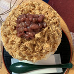 大阪浪花家 - 上から。てっぺんにあんこが。