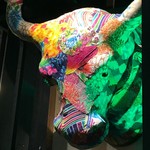 ごくらく亭 - 店頭でお待ちかね、ウシちゃん(´∀｀)