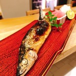 魚と酒 めから鱗 - 秋刀魚焼き