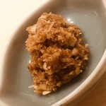 すが弥 - 鰹の薬味。ホースラディッシュとネギとオカカかな