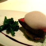 ヴァカンツァ - 淡路牛のロースト・ういきょうのエスプーマ