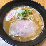 らー麺 とっつぁん - 魚介醤油らー麺(期間限定)