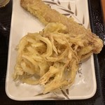 丸亀製麺 - ちくわ天、帆立かき揚げ【2019.9】