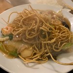 南海飯店 - かたい焼ソバの麺