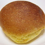 倉渕パン工房　湧然 - りんごと豆乳クリーム入りのカボチャパン