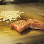 鉄板焼き ステーキ 湛山 - 