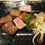 鉄板焼き ステーキ 湛山 - 