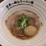 世界一暇なラーメン屋 - CAPTAIN GOLD