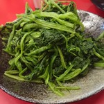 豚骨醤油ラーメン 王道家 - 生ほうれん草が旨いけど多過ぎて・・・