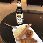 Luxx Lounge - Paulanerヴァイツェン(2本め)と2皿め♪