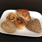 Luxx Lounge - 3皿めはパンづくし♪