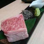 焼肉 粋 - 肩芯（塊）