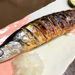 有限会社桝屋酒店   - 秋刀魚塩焼き