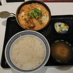 Yoshinoya - 牛とじ御膳