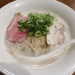 鶏豚骨らぁめん