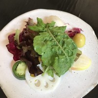 ラ・ボンヌターブル - サラダ