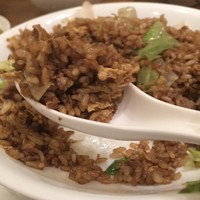 パンダ レストラン - 牛挽肉とレタスのチャーハンリフト