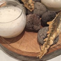 TATEOKA TAKESHI - フランス産フォアグラ、白老椎茸のロワイヤル
                    島牧村ヤマベのフリット