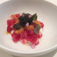 TATEOKA TAKESHI - 足寄産桜肉と真狩さん根パセリ 、キャビアと余市産梅のグラニテ