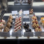 グラン・ヴァニーユ - ショーケース